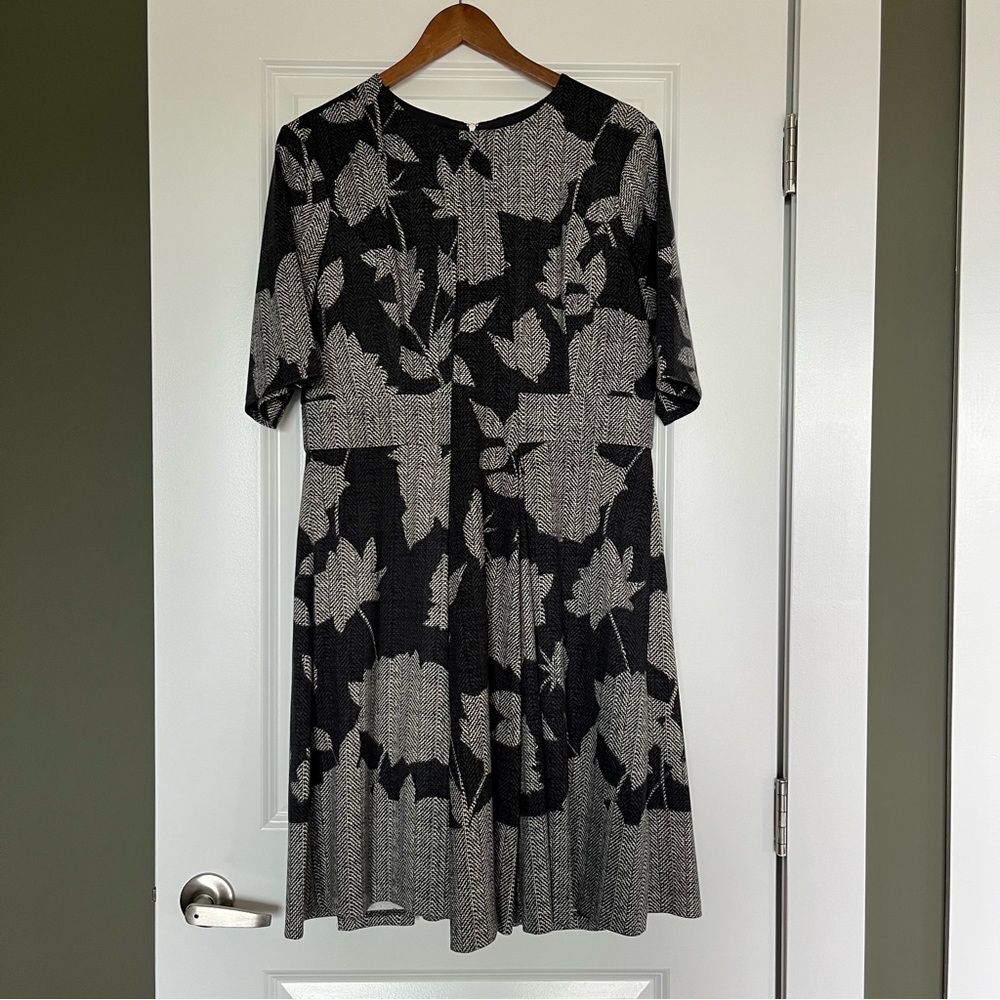 Maggy London Knee-length Winter Dress